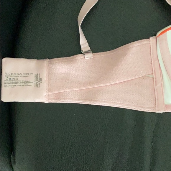 VS Body By Victoria Lined Strapless Bra - Picture 4 of 6